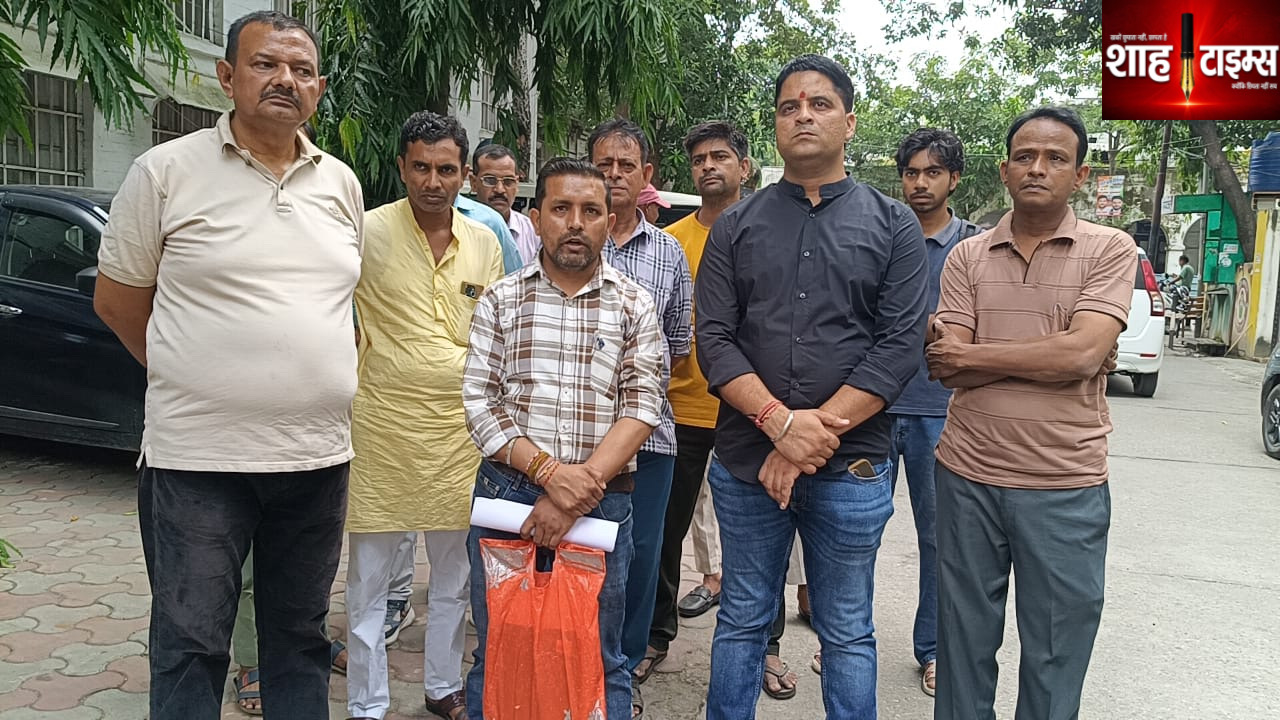 धर्म परिवर्तन के दबाव का आरोप, दो बेटियों को साथ ले जाने की शिकायत; एसएसपी से जांच की मांग