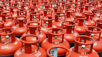 LPG cylinder की कीमत में जबरदस्त कमी