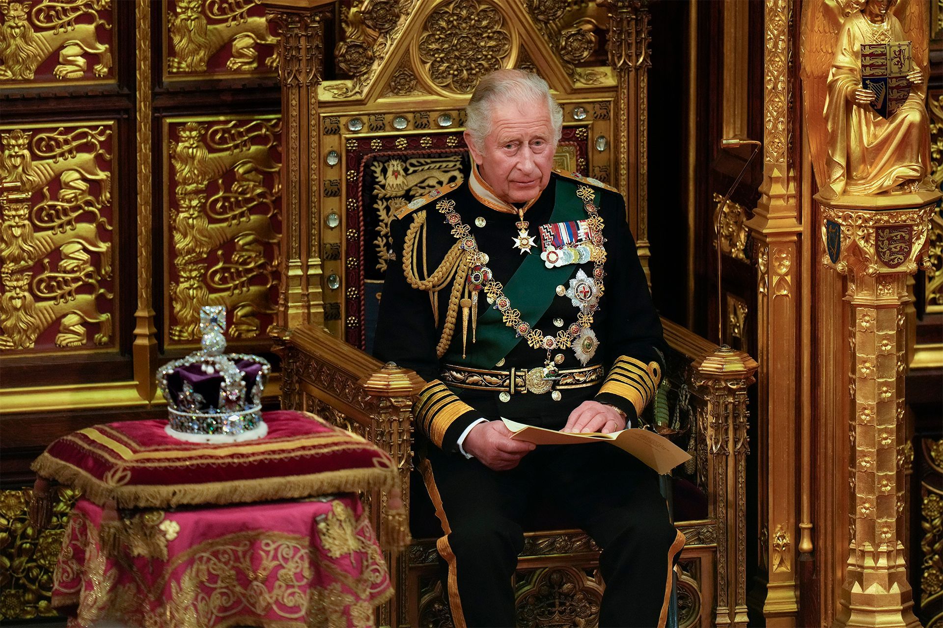 ब्रिटेन के नए बादशाह “Charles III” की आज ताजपोशी